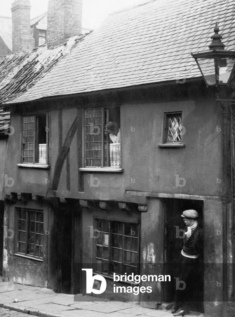Appeals from the owner and various antiquarian societies have saved this old house in Millburngate, Durham, from demolition. It is a perfect example of Elizabeth architecture. 27th March 1934