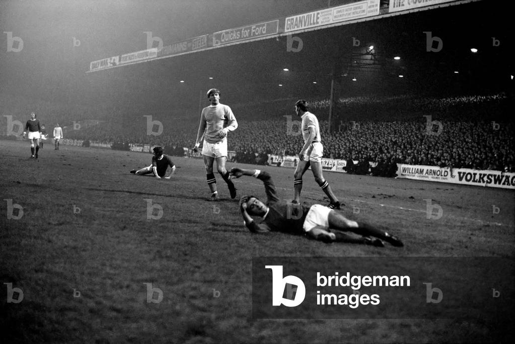 Sport. Football, League Cup Semi Final 1st leg Manchester City 2 v. Manchester United. Action from the match. December 1969 (photo)