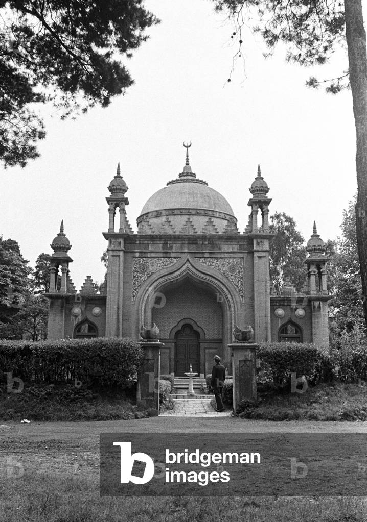 The Shah Jahan Mosque in Woking, Surrey. The Mosque, built in 1889 by Dr Gottleib Wilhelm Leitner, was the first mosque to be built in the UK and Northern Europe. September 1947 (b/w photo)