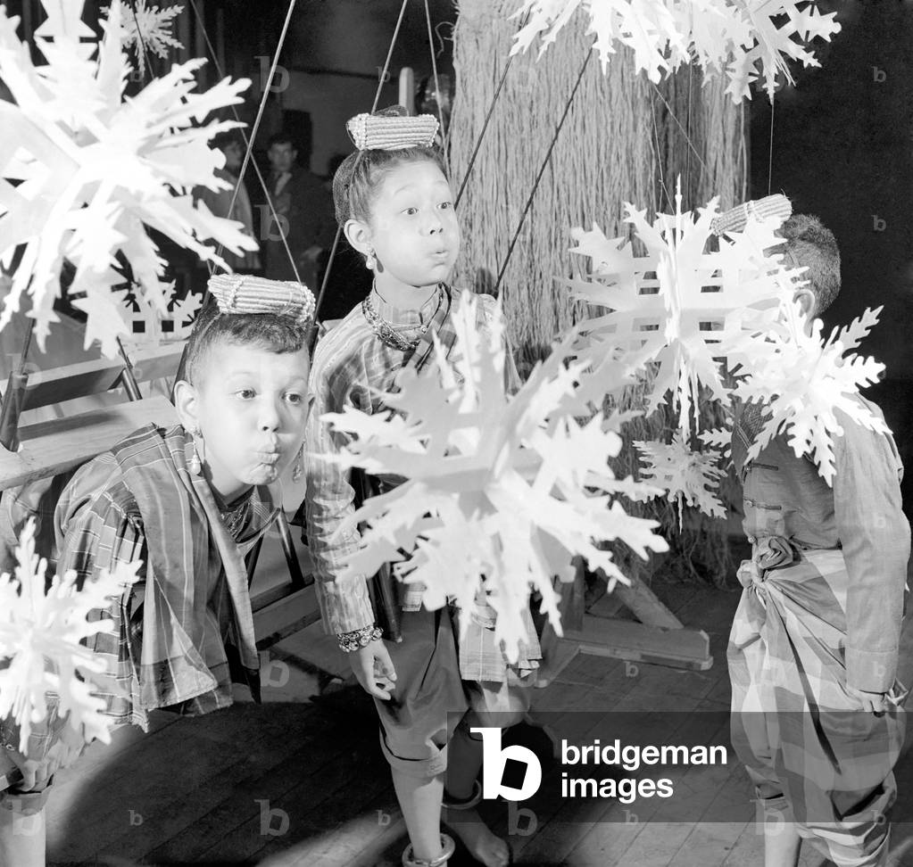 Entertainment: Theatre Children. Children who backstage in the West End production of the 