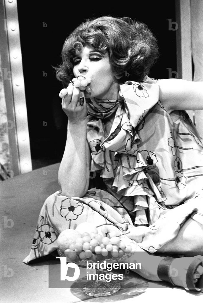 Fenella Fielding takes the title role in the play Colette by the Oxford Playhouse Company at the Sunderland Empire, 9th November 1971