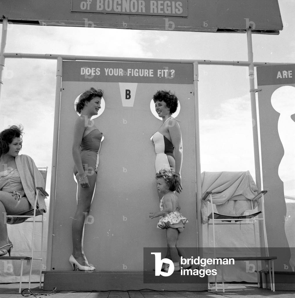 Two contestants in the Marilyn Monroe competition at Bognor Regis. One of the contestants daughters also wants to be Marilyn Monroe
12th July 1960