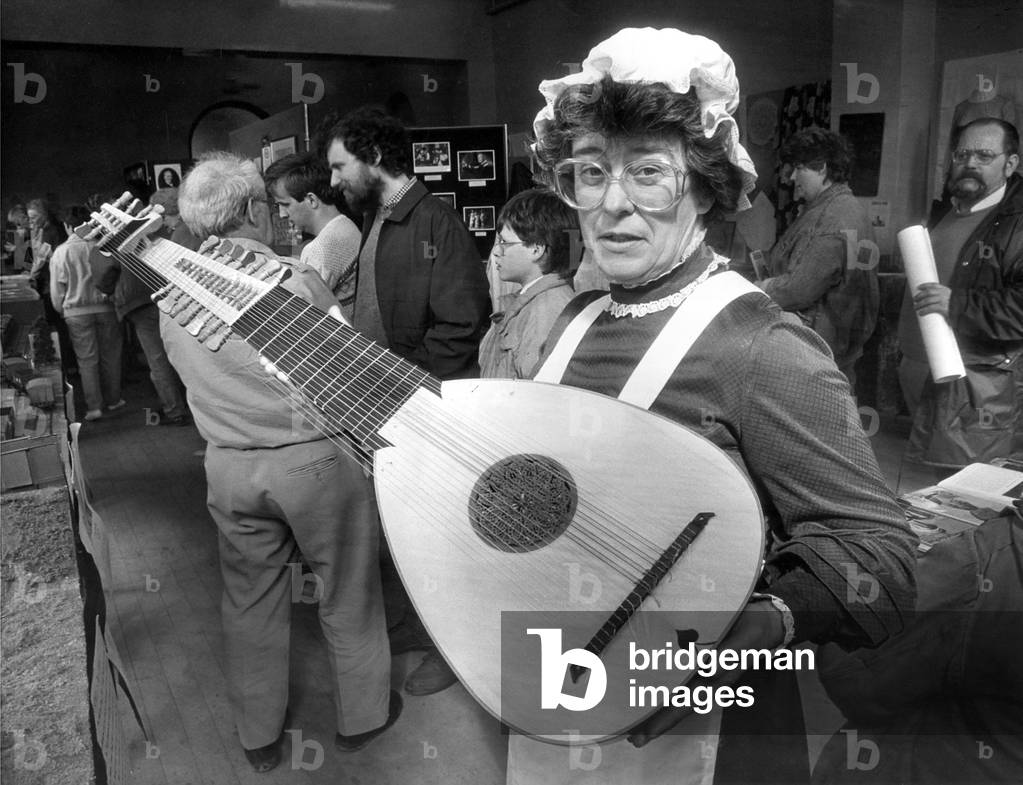 Mrs. Janey Brown with a workshop lute in April 1988 (b/w photo)