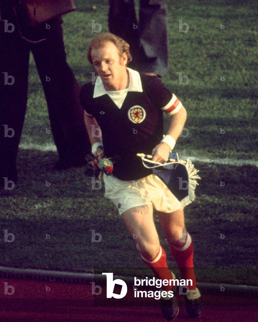 Billy Bremner Scotland captain at the start of their World Cup match again Brazil, 18th June 1974 (b/w photo)