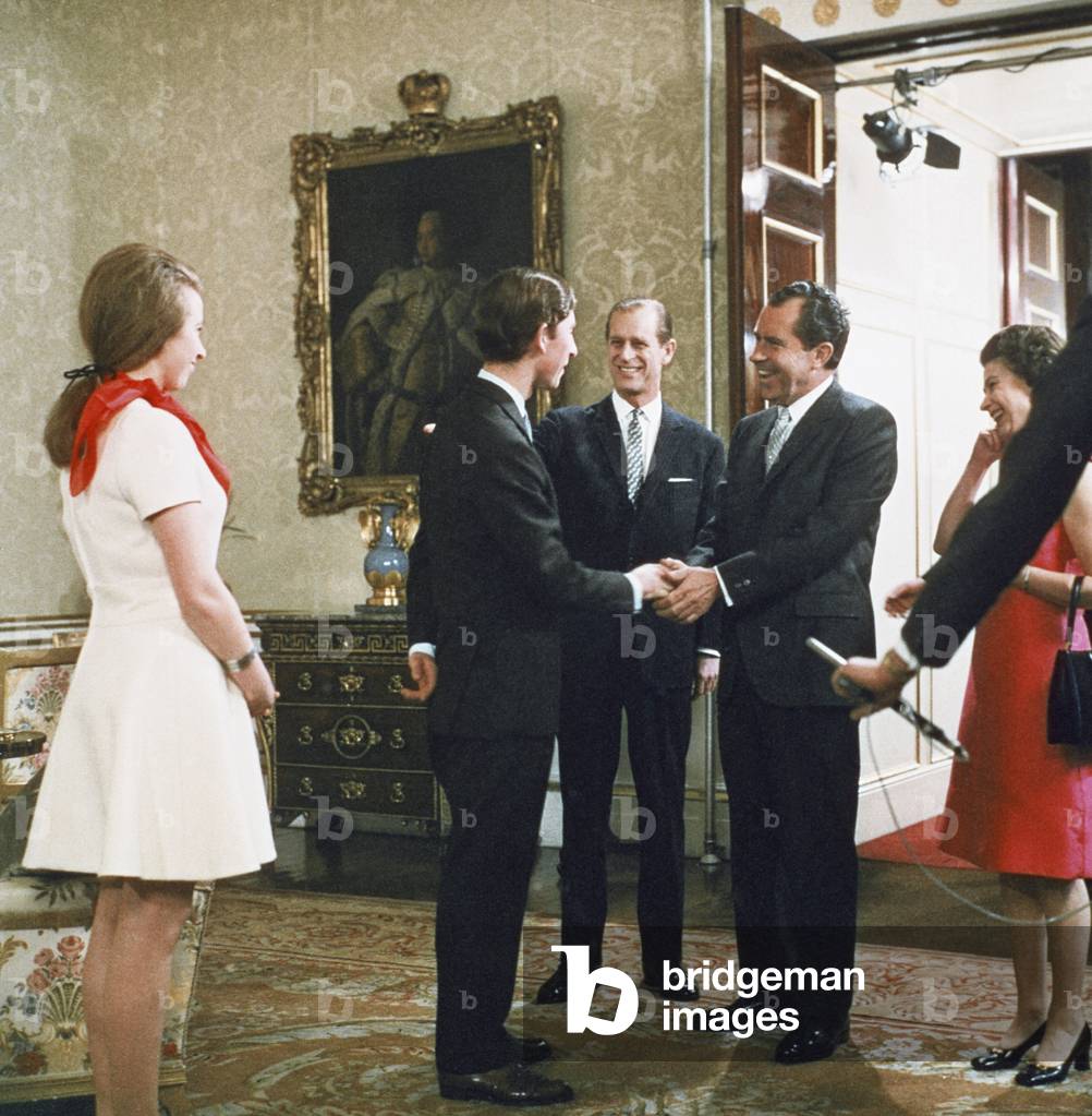 Queen Elizabeth II, Prince Philip and Prince Charles (Future Charles III) visiting President Nixon, 1969 (photo)