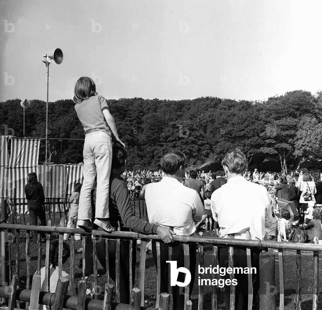Stevie Turner entered her first big beauty contest the whole village went along to watch, August 28, 1972 (b/w photo)