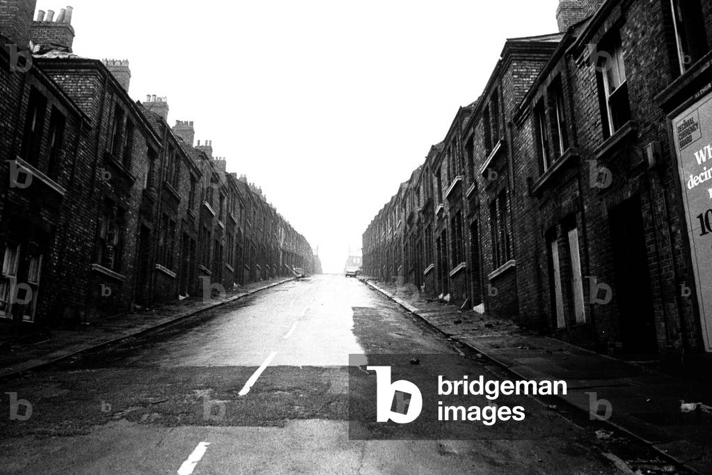 Demolition of the old terraced houses in and around Scotswood Road area of Elswick in Newcastle 22 January 1971 (b/w photo)