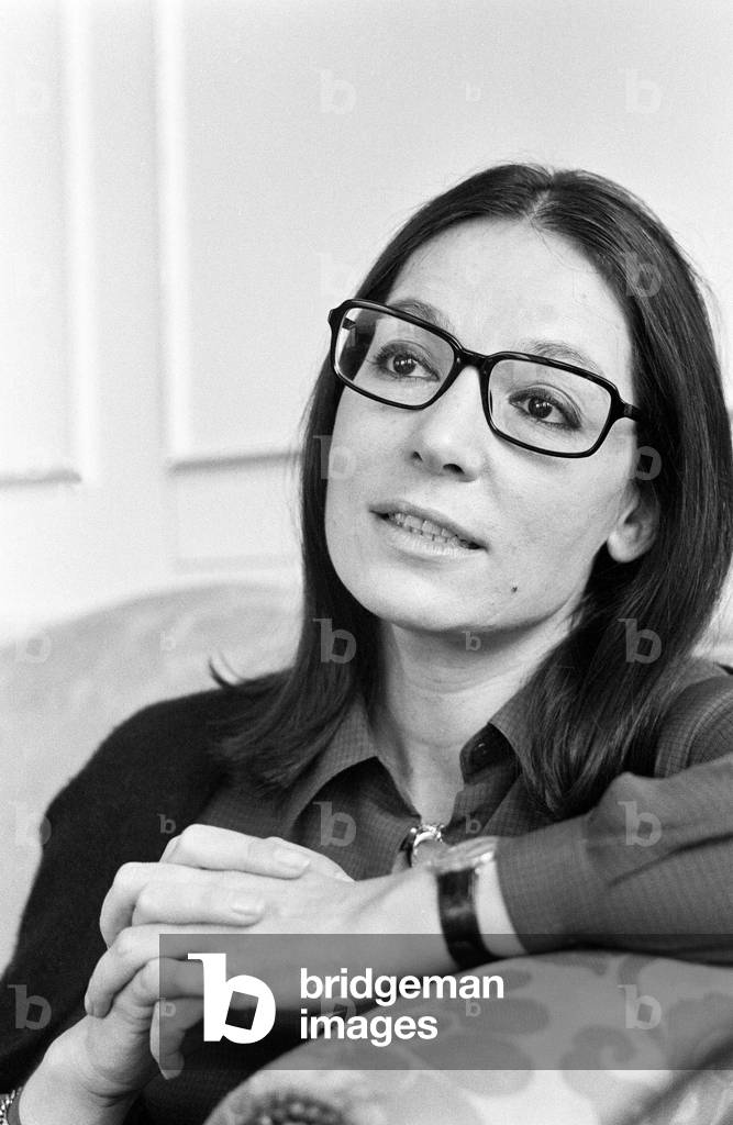 Nana Mouskouri, International Singing Star in London, 17th November 1976.