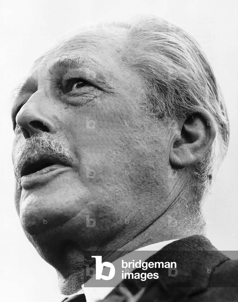 Harold MacMillan MP Conservative Prime Minister 1963