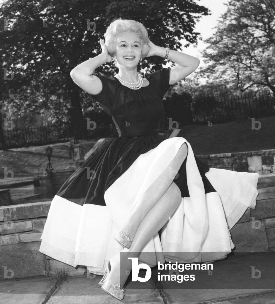 Actress Eva Gabor April 1957 (b/w photo)