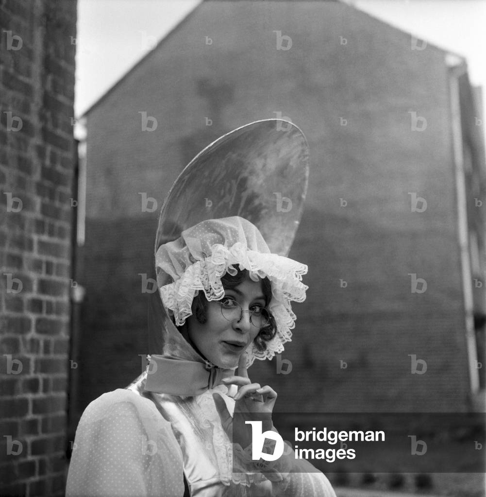 21 year old Sheila Ruskin born in Cheshire, plays the unusal part of a Runcible Spoon in Edward Lear's 