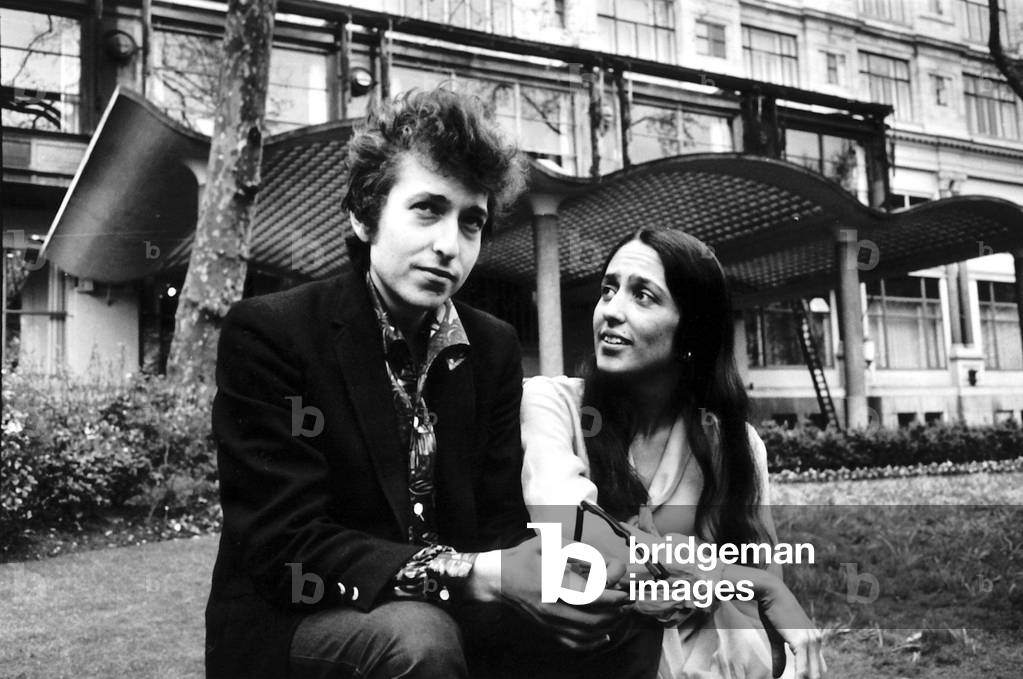 Bob Dylan with Joan Baez, 27th April 1965 (b/w photo)