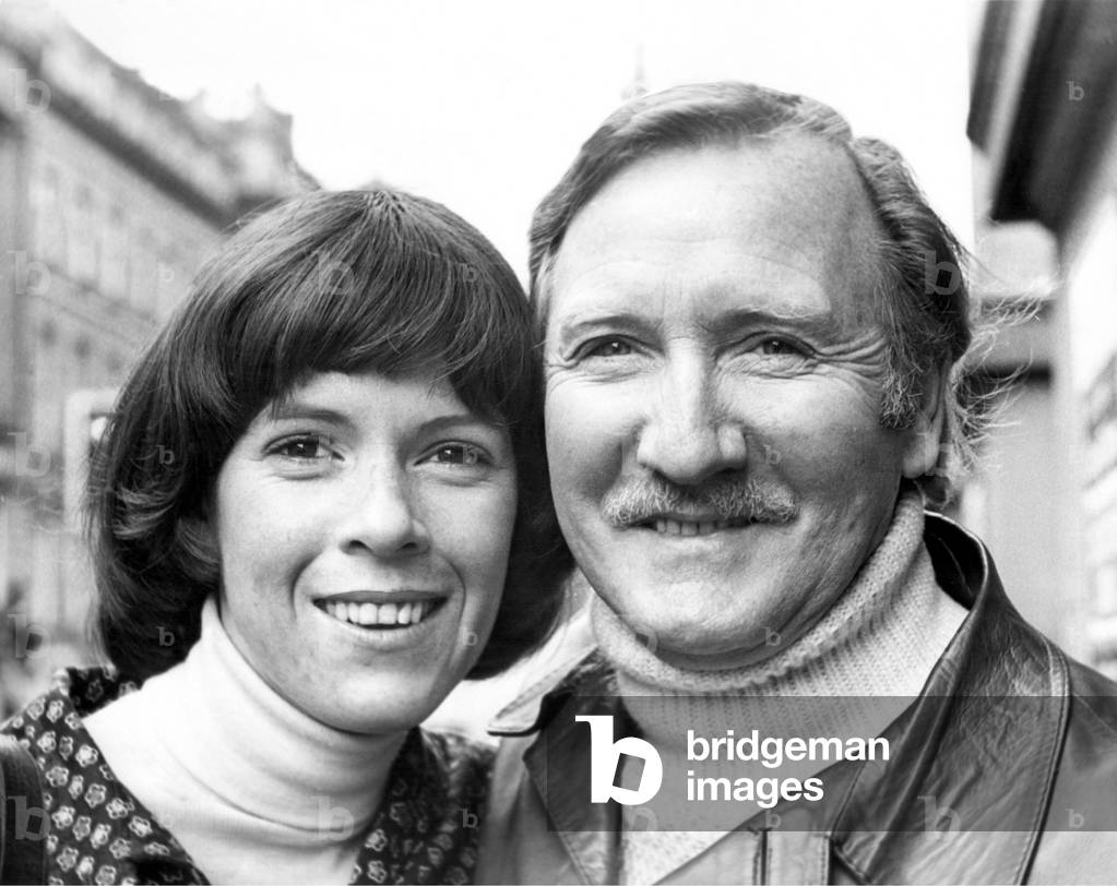 Leslie Phillips and Fran O'Linn, who appear in 