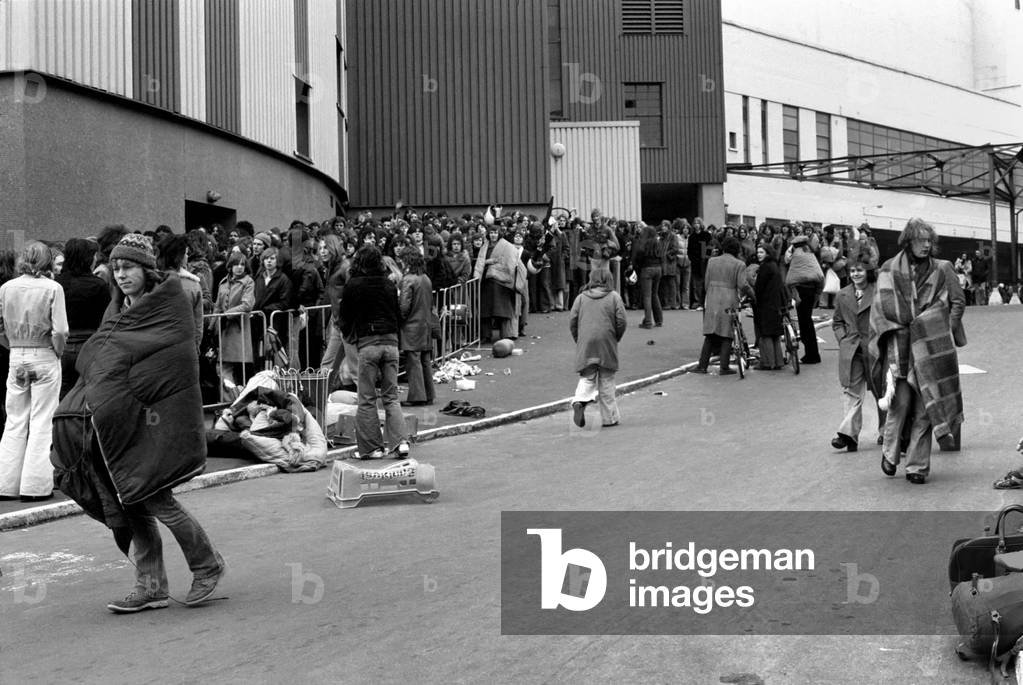 Queued for Pop Group Led Zeppelin Concert, March 1975 (b/w photo)