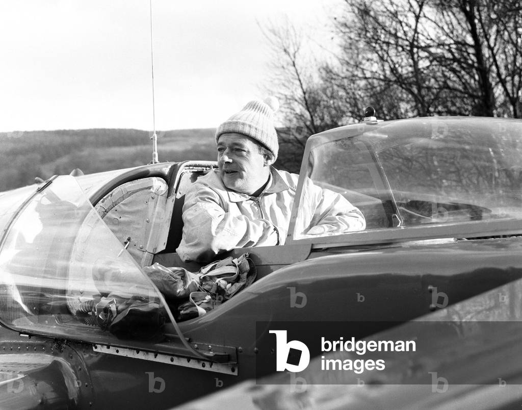 Donald Campbell takes 'Bluebird' on Coniston Water for the first time. 4th November 1966.