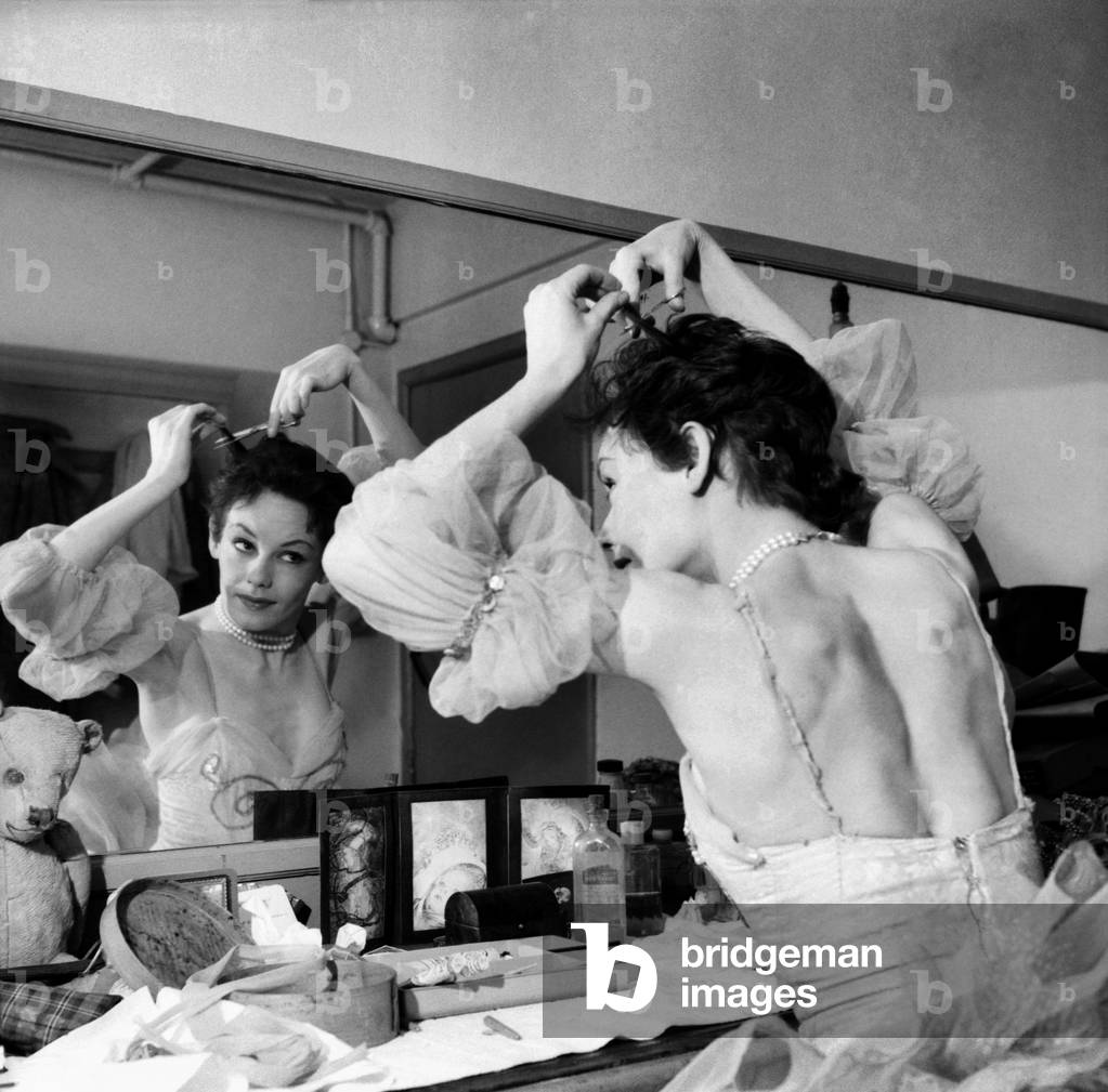 Ballet Dancer Belinda wright in her dressing room.