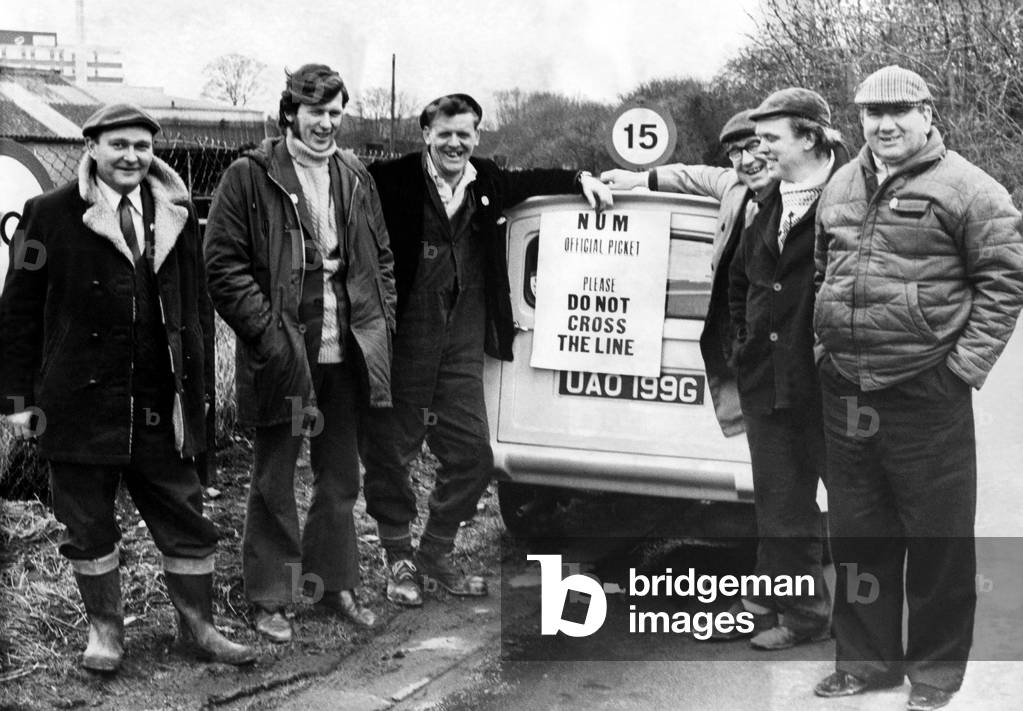 The National Miners Strike 1974 Pickets at Willowholme Power Station in Carlisle 21 February 1974 (b/w photo)