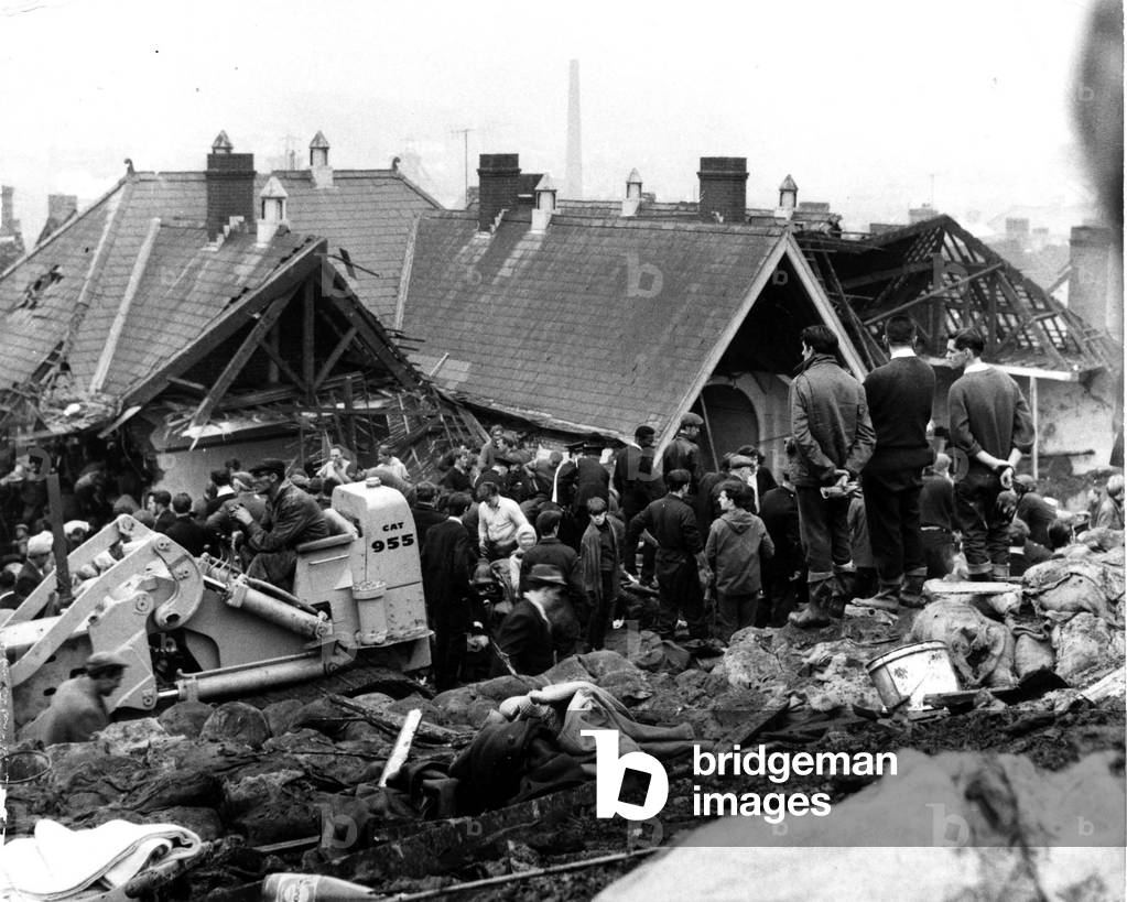 Aberfan - Landslide - Disaster - Rescue workers digging into the rubble to search for survivors at Pantglas school. 21st October 1966