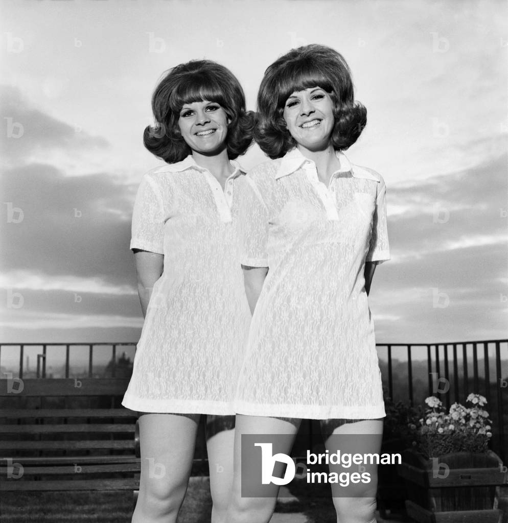 Twin sisters Tamara and Samantha Mallett have both entered the same Beauty Contest to find the Worlds Most Beautiful Bunny. And to save confusing the judges identical twins have entered as one person. 
October 1969