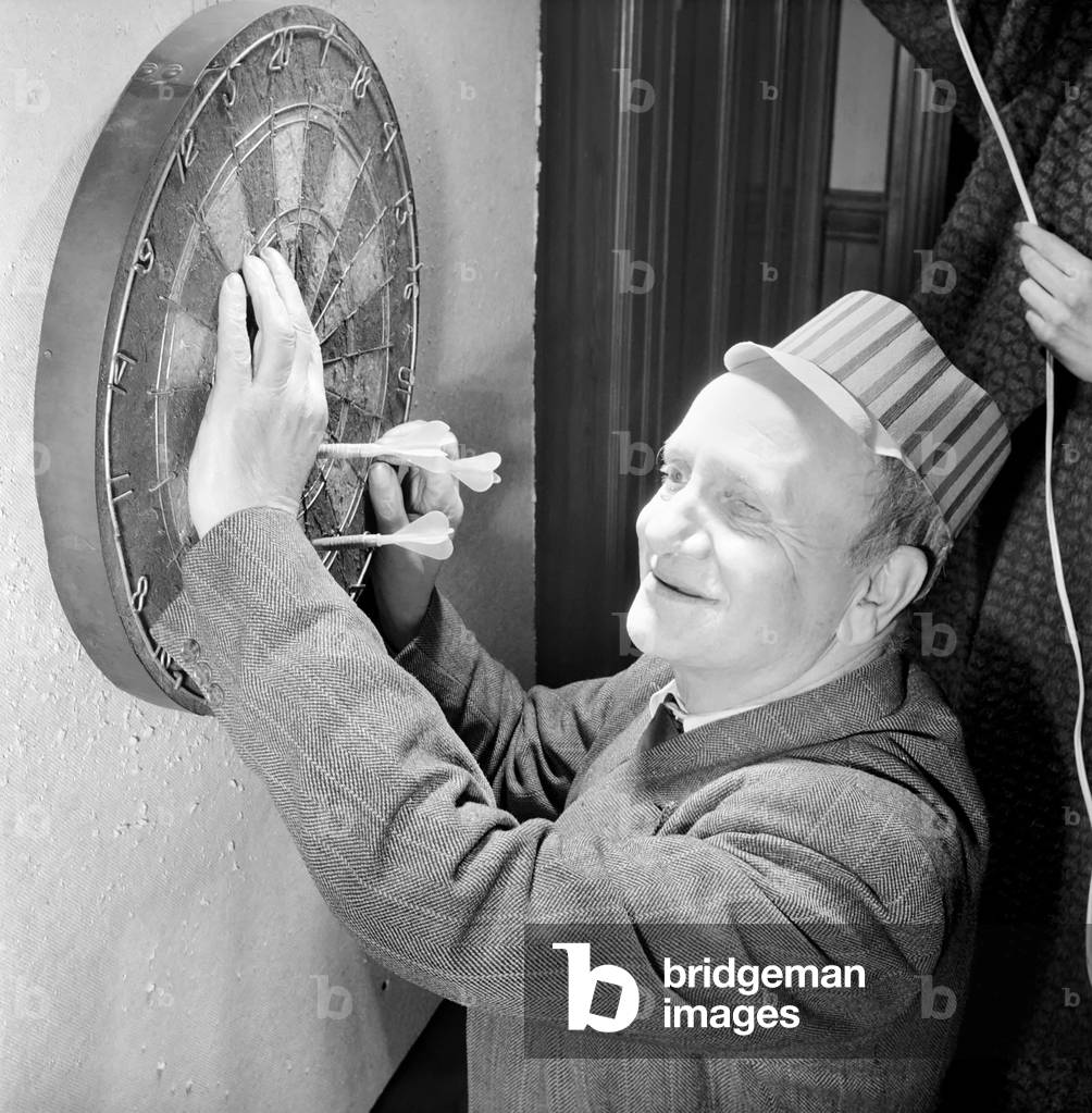 Pub Games: Darts: Blind darts players. 1954 (b/w photo)