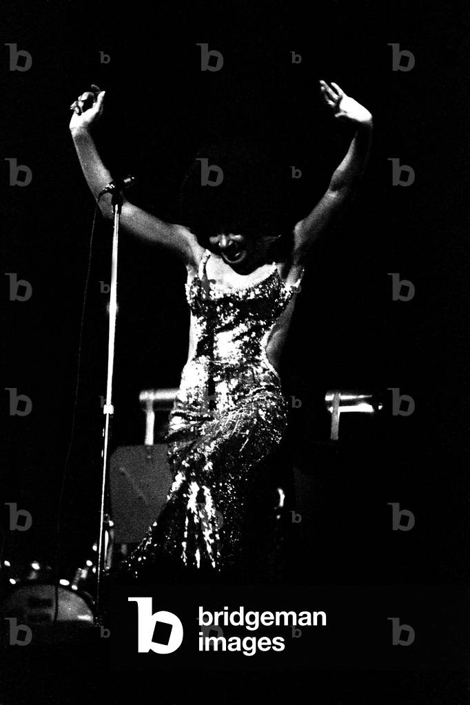 Shirley Bassey performing on stage in concert at Newcastle City Hall, 30th April 1971