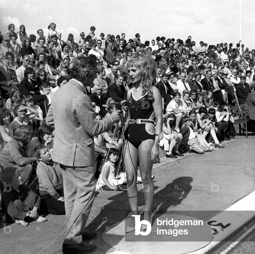 The Miss Tyne Tees Television beauty contest at Tynemouth Open Air Swimming Pool, 24 July 1971 (b/w photo)