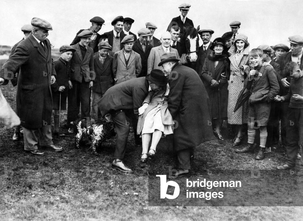 Beating the bounds, Newbiggin, Northumberland. 20th May 1931.