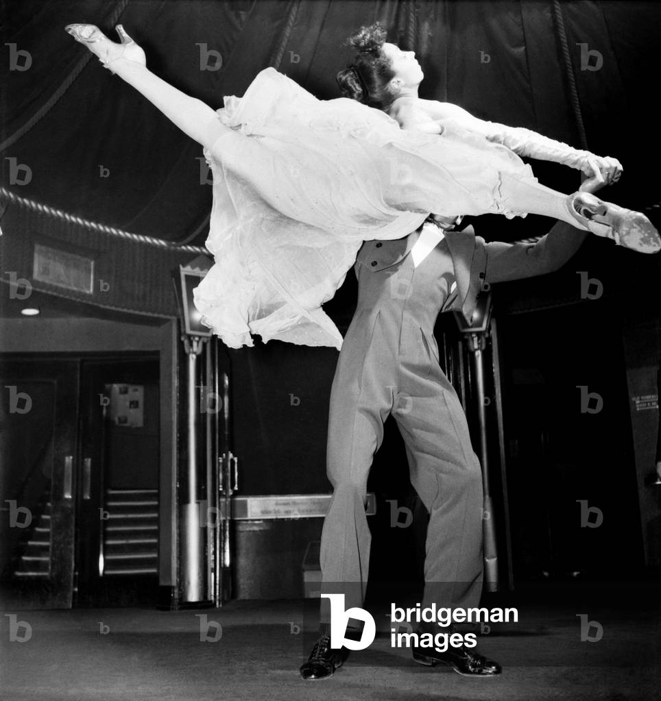 Page and Bray French. Dancers in 