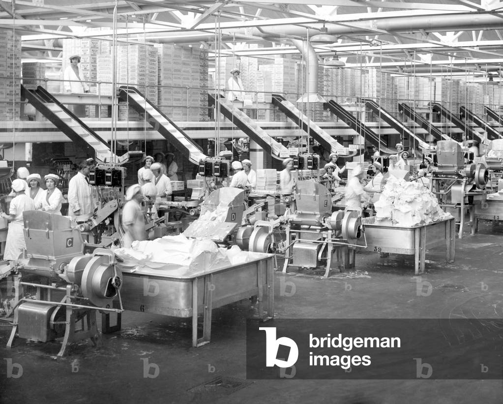 Lever's margarine factory, a view of the vast packing section. 1st June 1932.