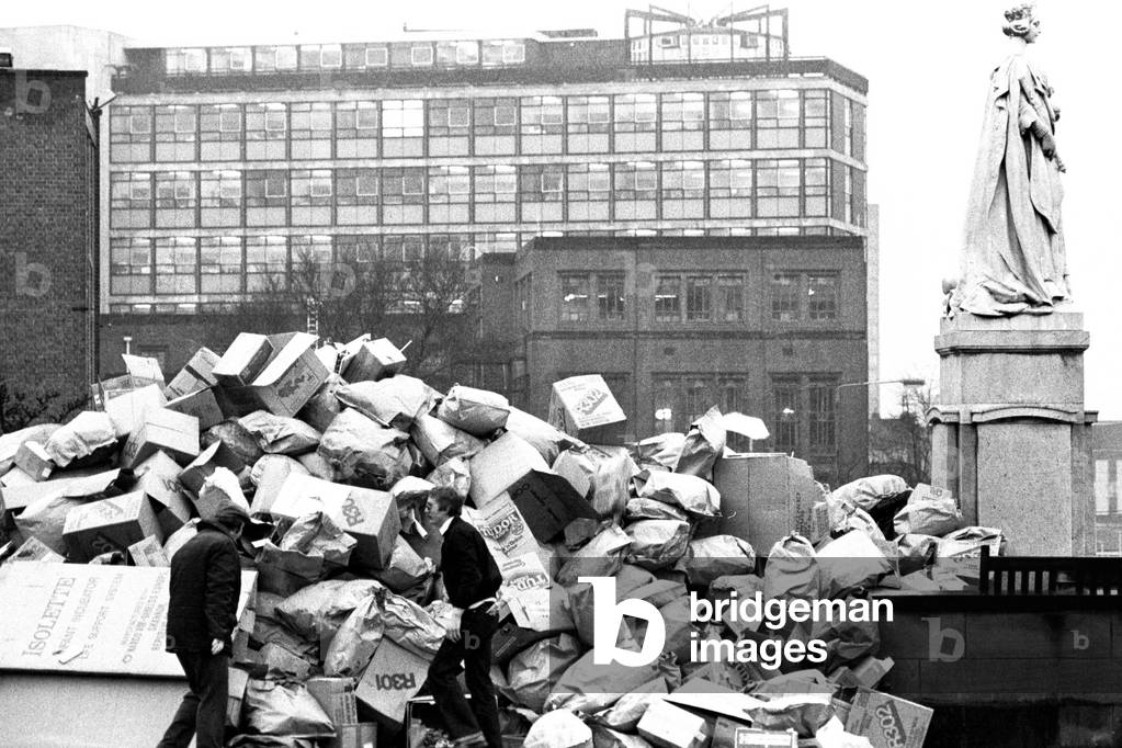 Rubbish piling up outside the Royal Victoria Infirmary during the refuse collectors strike on 14th February 1979 (b/w photo)