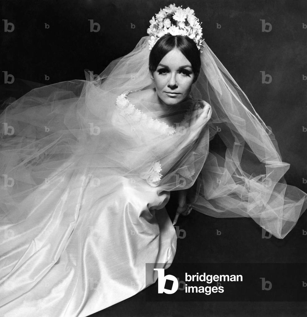Bridal Wedding Fashion 1960s (photo)