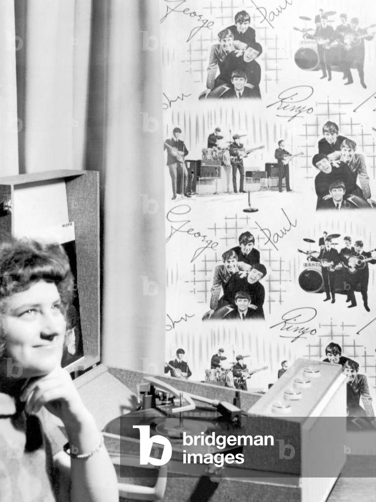 The Beatles Wallpaper, produced by Wall Paper Manufacturers Ltd of Manchester, 22nd January 1964 (b/w photo)