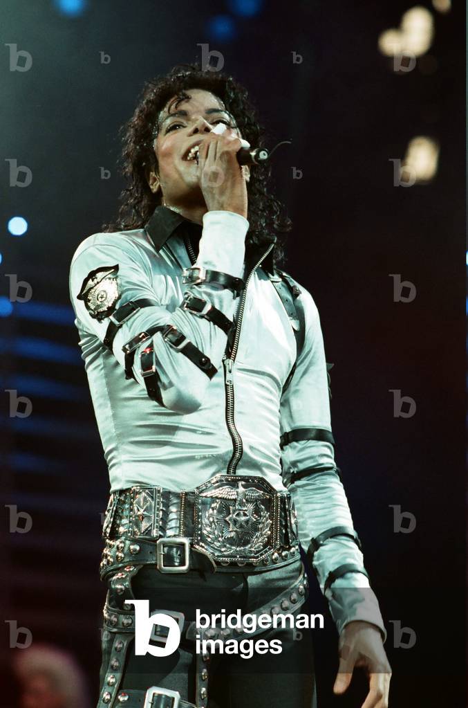 Michael Jackson in concert at Wembley, 15th July 1988 (photo)