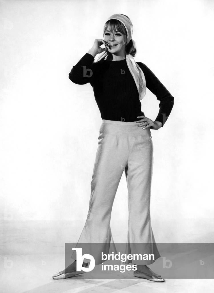 Reveille Fashions 1966: Marilyn Rickard, January 1966 (b/w photo)