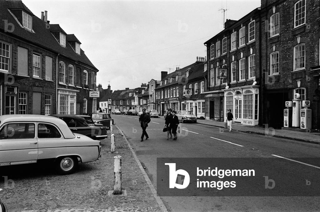 High Street, Woburn Village, Bedfordshire. 24th July 1968 (b/w photo)