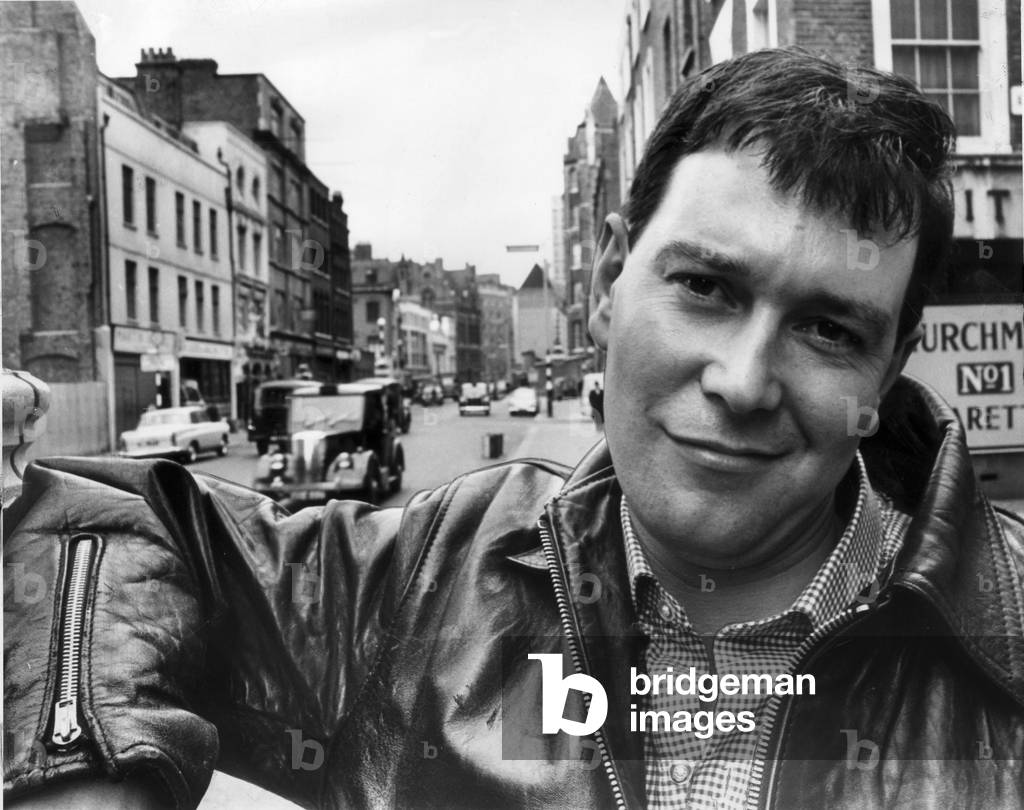 Writer Joe Orton pictured in Covent Garden. 8th May 1964 (b/w photo)