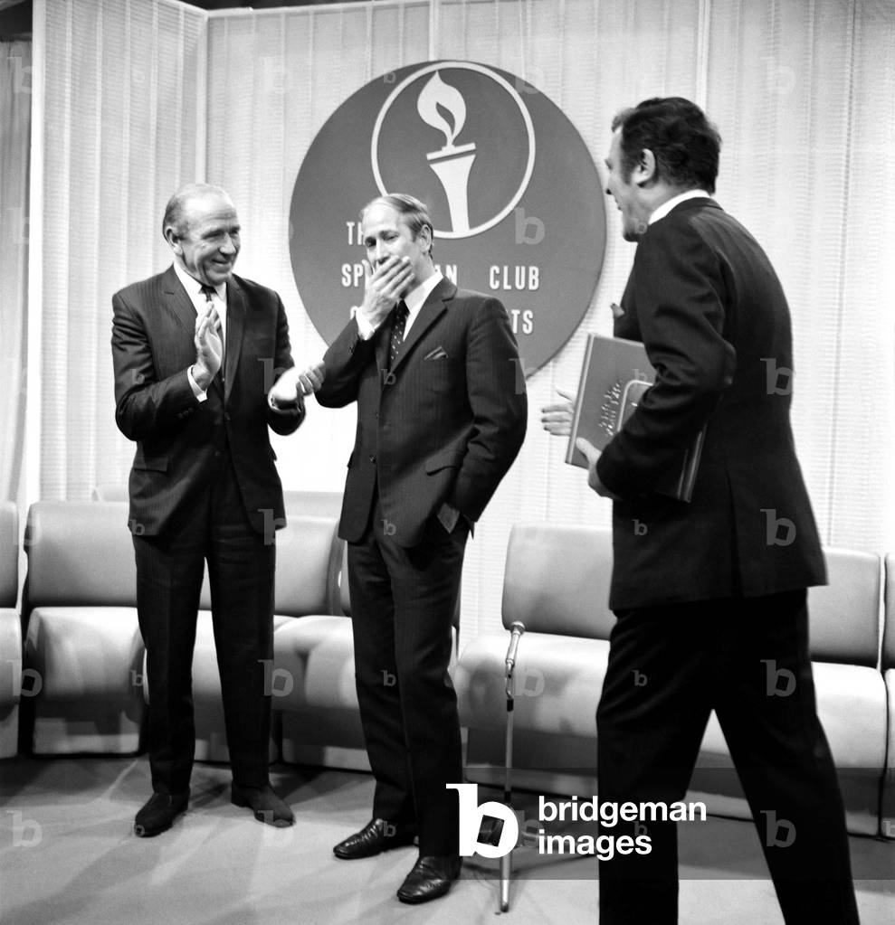 Entertainment Television Sport Football: Bobby Charlton had a surprise of his life when he went to the Sportsman Club to receive the clubs award for 