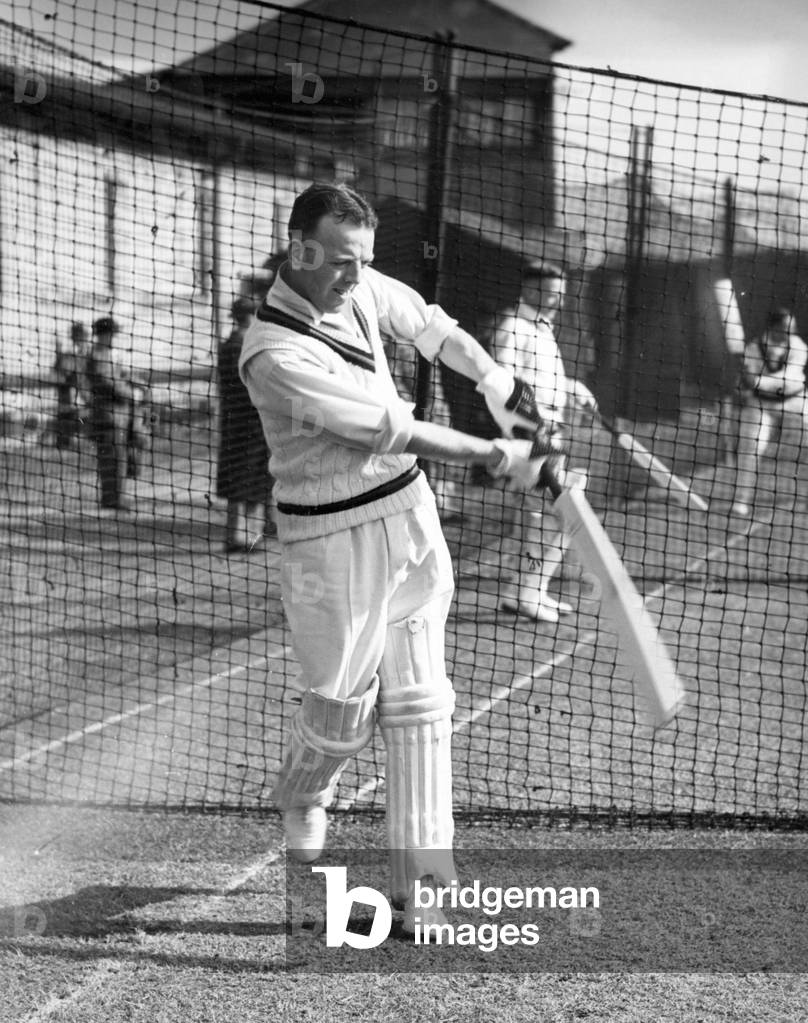 Len Hopwood of Lancashire County Cricket Club, c. 1939 (b/w photo)