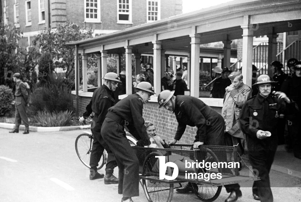 Alfieri. Civil Defence Wardens carry out Invasion Exercises, Kingston, London. October 25th 1942