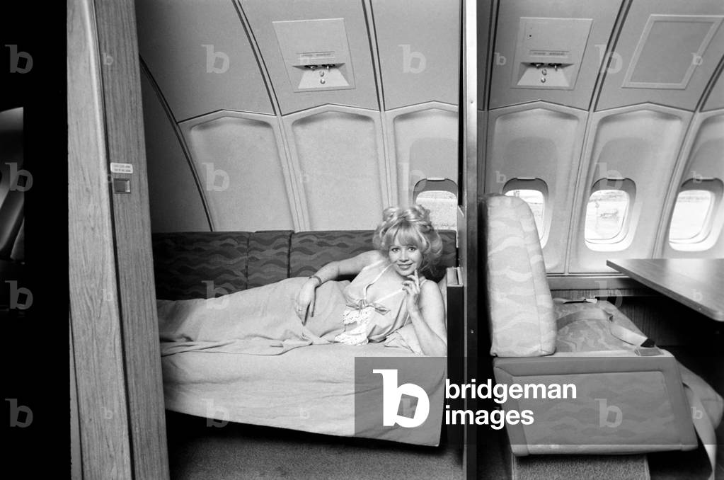 Jumbo Jet First Class, April 1975 (b/w photo)