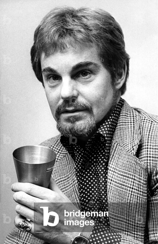 Actor Derek Jacobi at the Newcastle Theatre Royal, interview by David Durman 9 November 1977