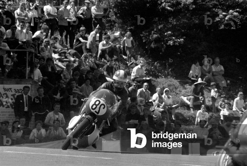 Sport Motorcycling: Isle of Man TT Racing 350 CC Class Junior. June 1969
