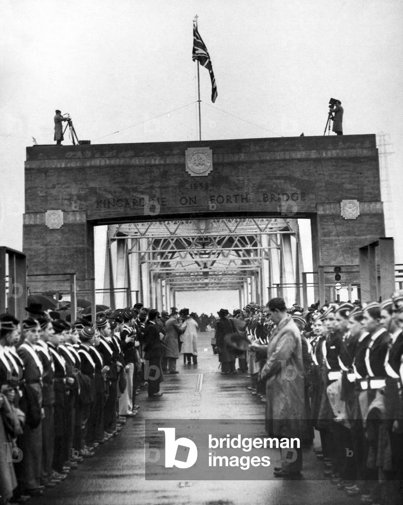 Opening of Kincardine on Forth Bridge by the governors of the counties of Fife, Stirling and Clackmannanshire. 30th October 1936.