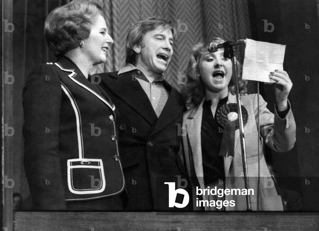 Mrs. Margaret Thatcher with Vince Hill and Lulu seen here sing at a Conservative General Election gathering. April 1979