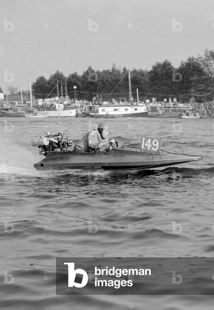 The winning hydroplane in the Daily Mirror Handicap Trophy Race on Oulton Broad in Suffolk. 149 Geisha owned by P.G. Stanton. 6th August 1953 (b/w photo)