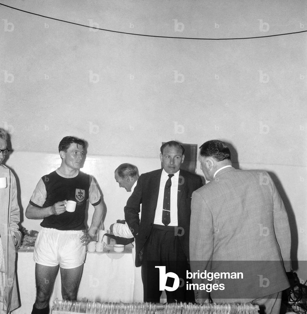 FA Cup final at Wembley stadiumTottenham Hotspur 3 v Burnley 1. Spurs team in the dressing room after the matchMay 1962 1962-963-008 (photo)