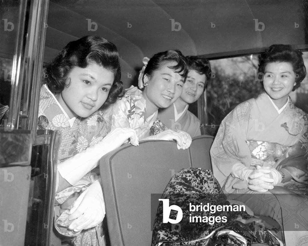 Young Japanese debs arriving at Buckingham Palace for the last debs to be presented to Queen Elizabeth. March 1958