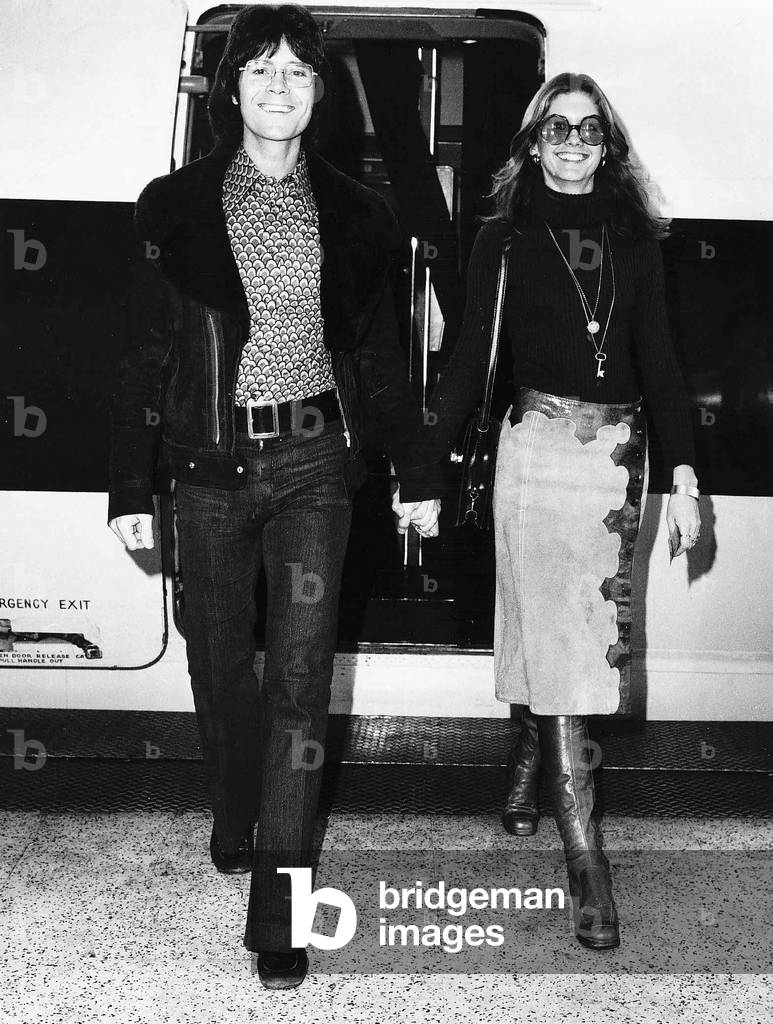 Cliff Richard with girlfriend Olivia Newton John in 1972 
Msy 1983