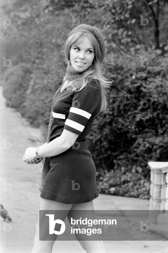 Pictures of Christine Smith in Holland Park, modelling a pattened mini -dress.
November 1969