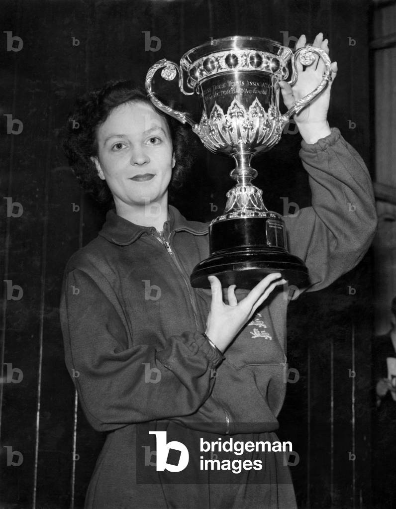 Belle Vue Table Tennis Finals: Diane Rowe with the Victor Barna trophy award as player of the year, March 1956
